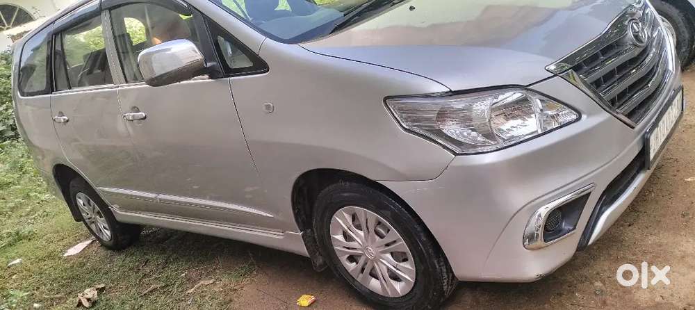 Toyota Innova 2014 Diesel 200000 Km Driven
