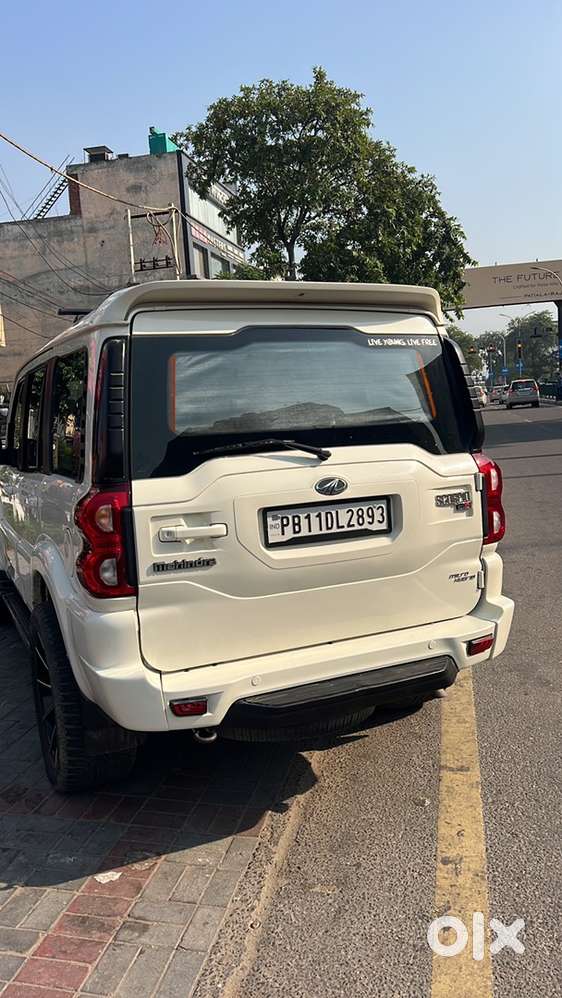 S10 Scorpio
