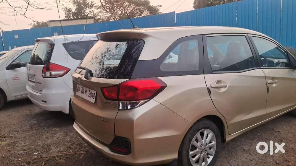 Honda Mobilio Top  2015 7 Seater Car