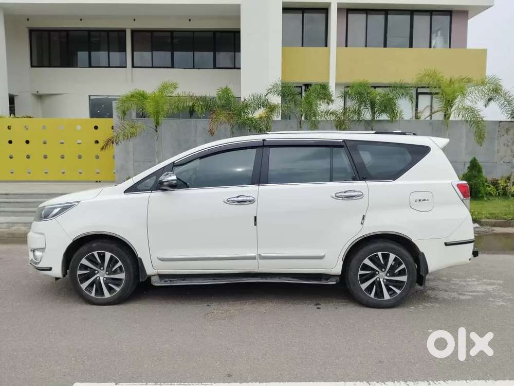 Toyota Innova Crysta, 2023, Diesel