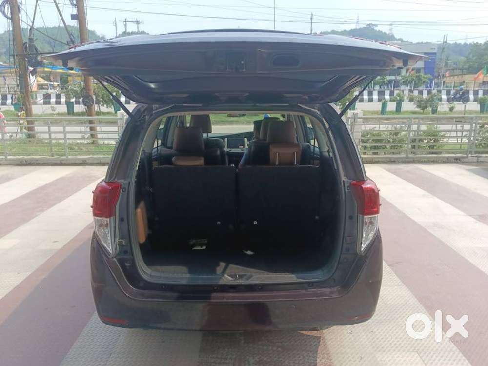Toyota Innova Crysta 2.8 Z, 2017, Diesel