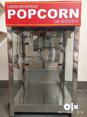 Types of Popcorn and Popcorn Machines