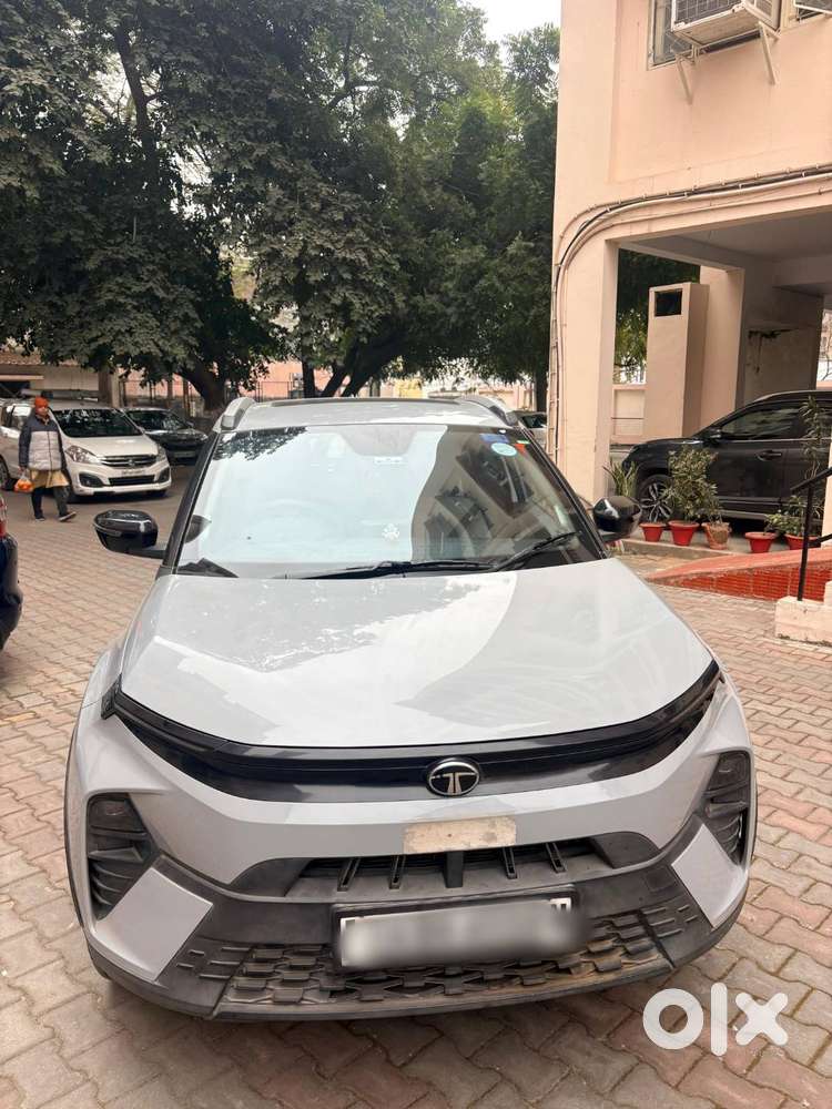 For Sale: Tata Nexon Pure S Pamt (petrol) - Like New! Grey  Oct 24