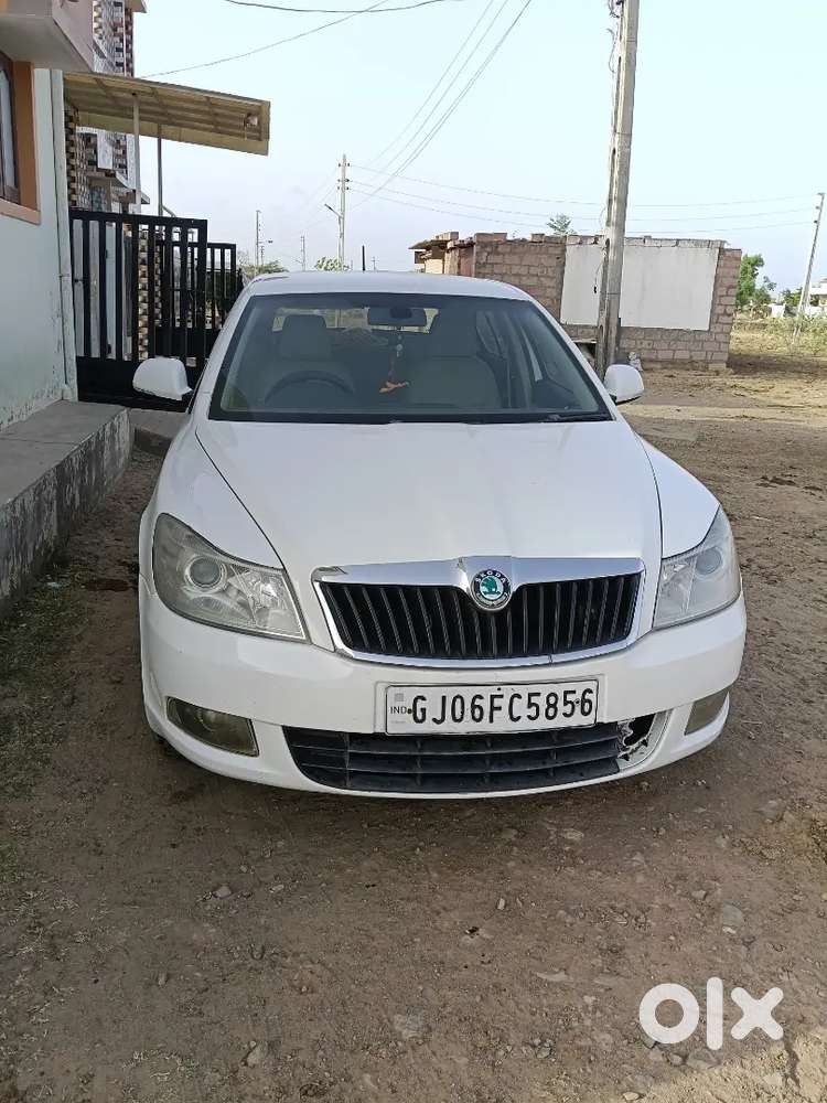 Skoda Laura 2012 Diesel 111605 Km Driven