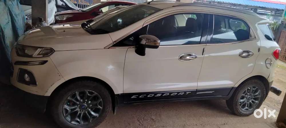 Ford Ecosport 1.5 Titanium ( Top Model )