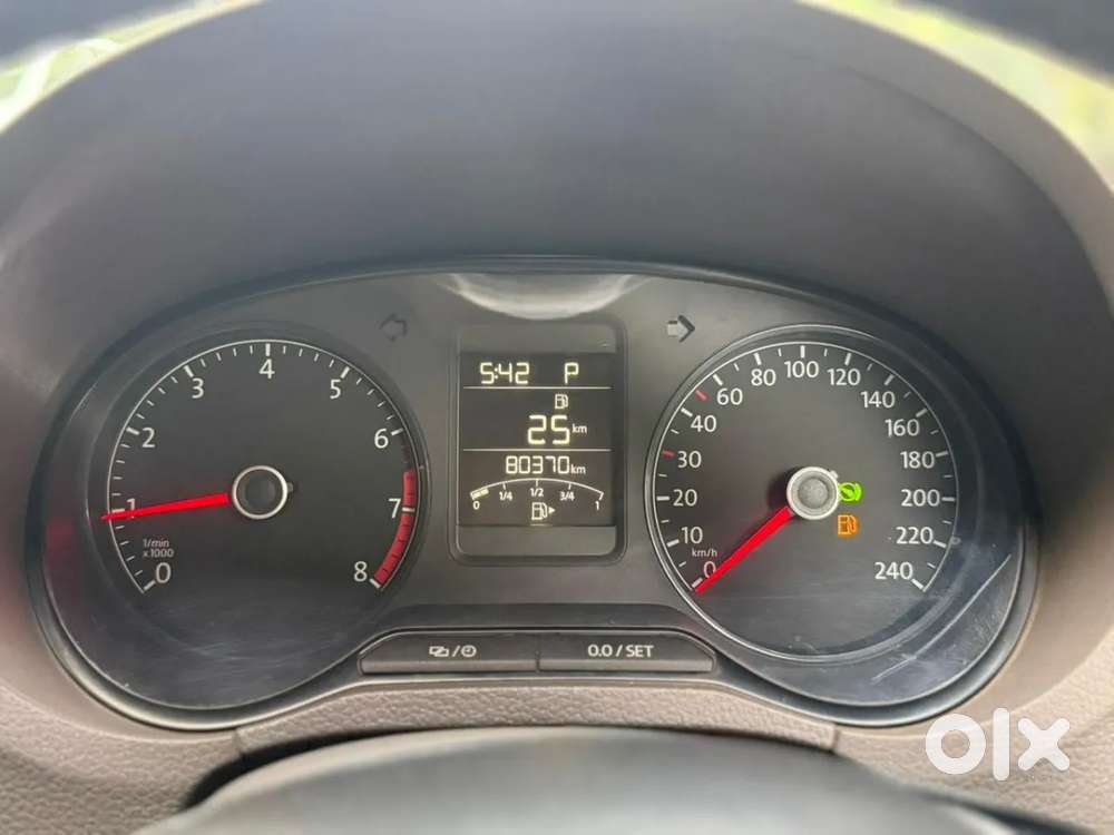 Volkswagen Vento 1.2 Highline Plus At 16 Alloy, 2018, Petrol