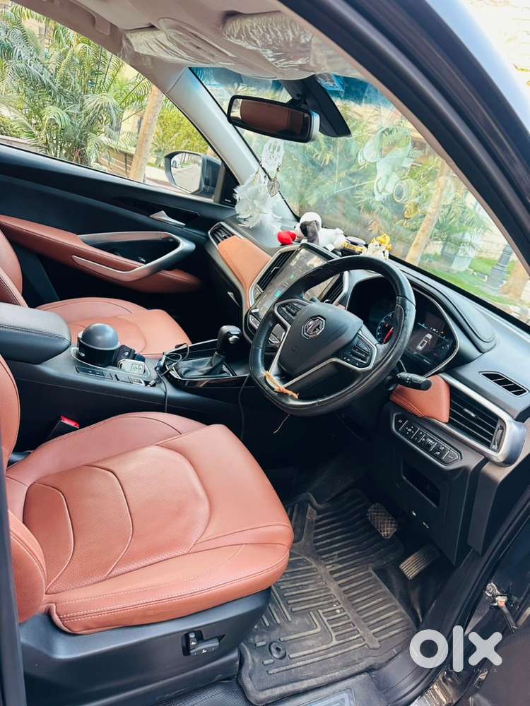 Mg Hector Plus