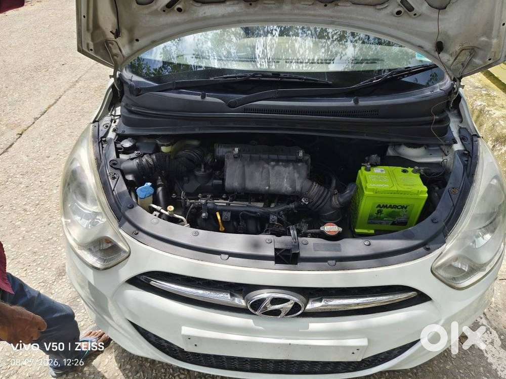 Hyundai I10 Sportz, 2012, Petrol
