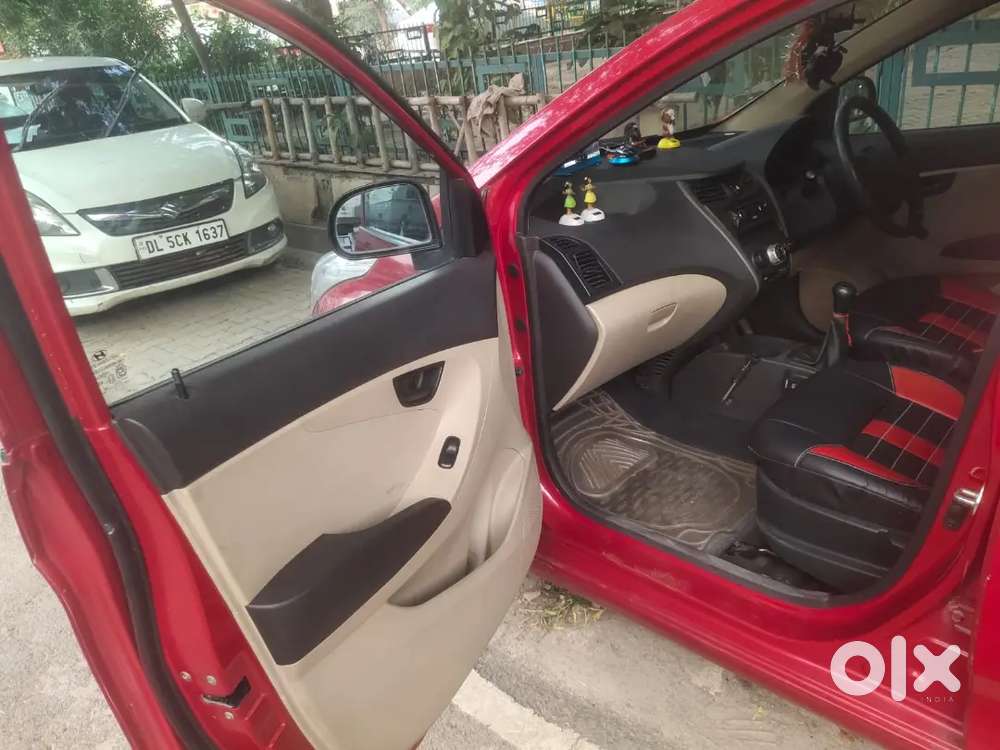 Hyundai Eon 2015 (november) Petrol 18700 Km Driven