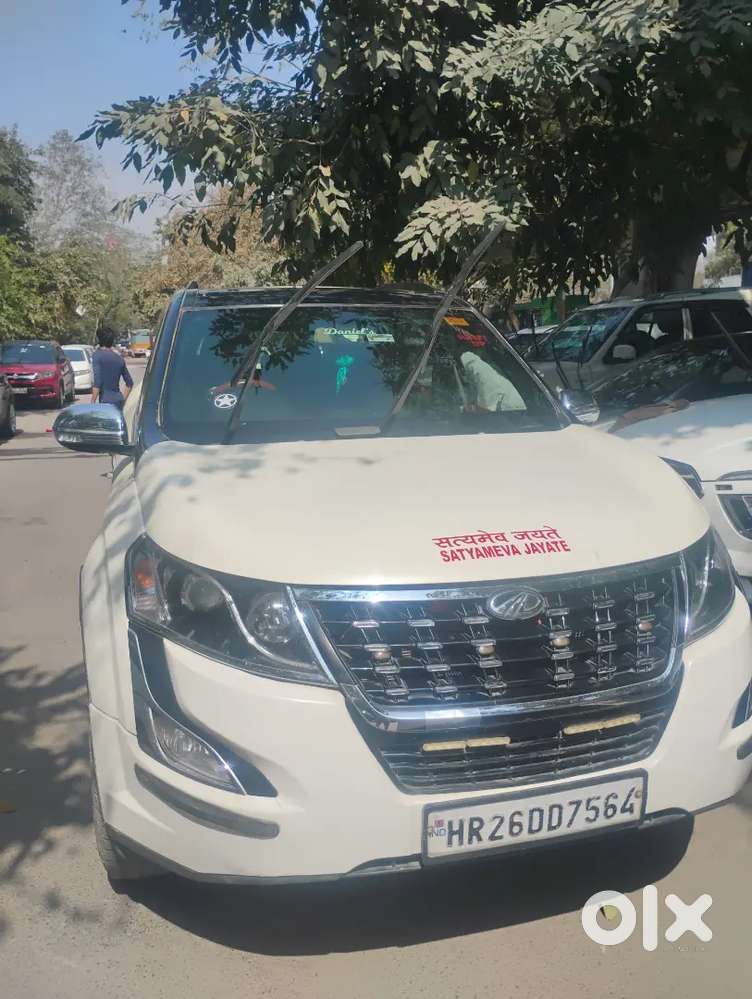 Mahindra Xuv500 2017 Diesel 85000 Km Driven