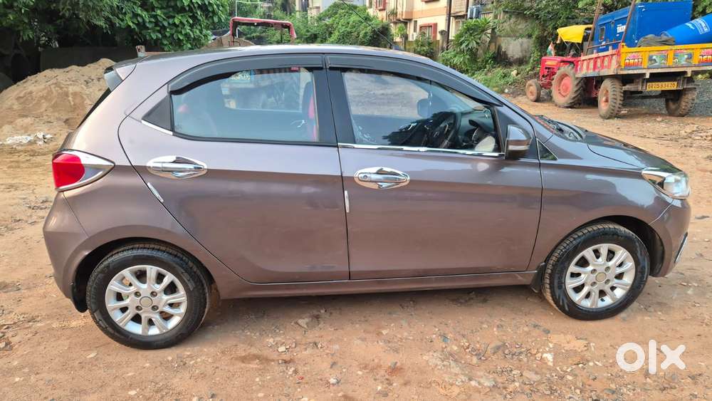 Tata Tiago 1.2 Revotron Xz, 2016, Petrol
