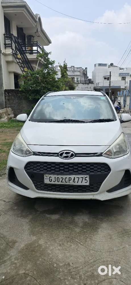 Hyundai Grand I10 2018 Petrol 72645 Km Driven