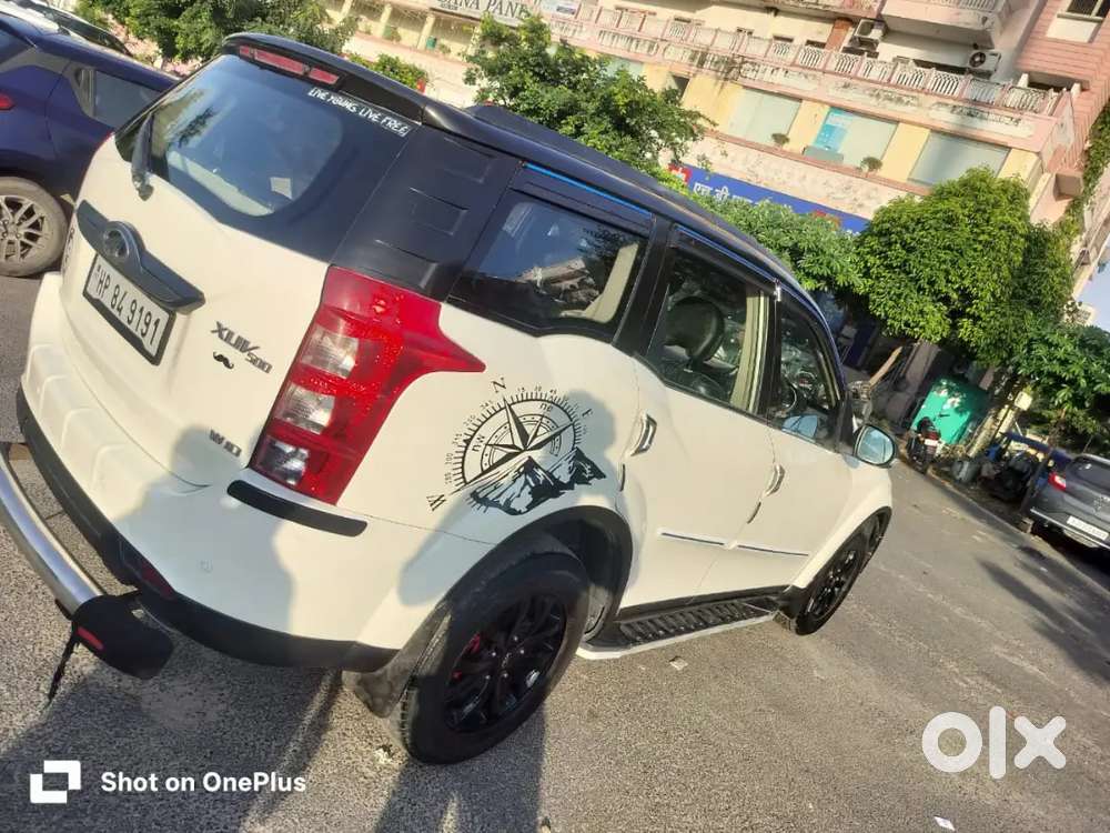 Mahindra Xuv500 2016 Diesel 80000 Km Driven