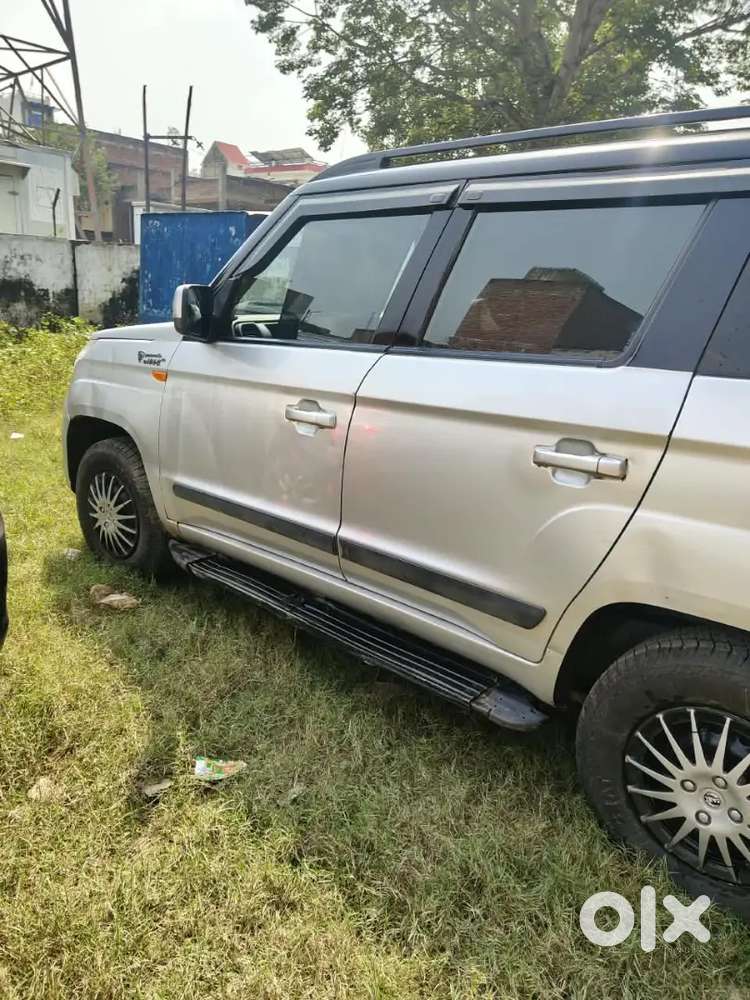 Mahindra Tuv 300 2017