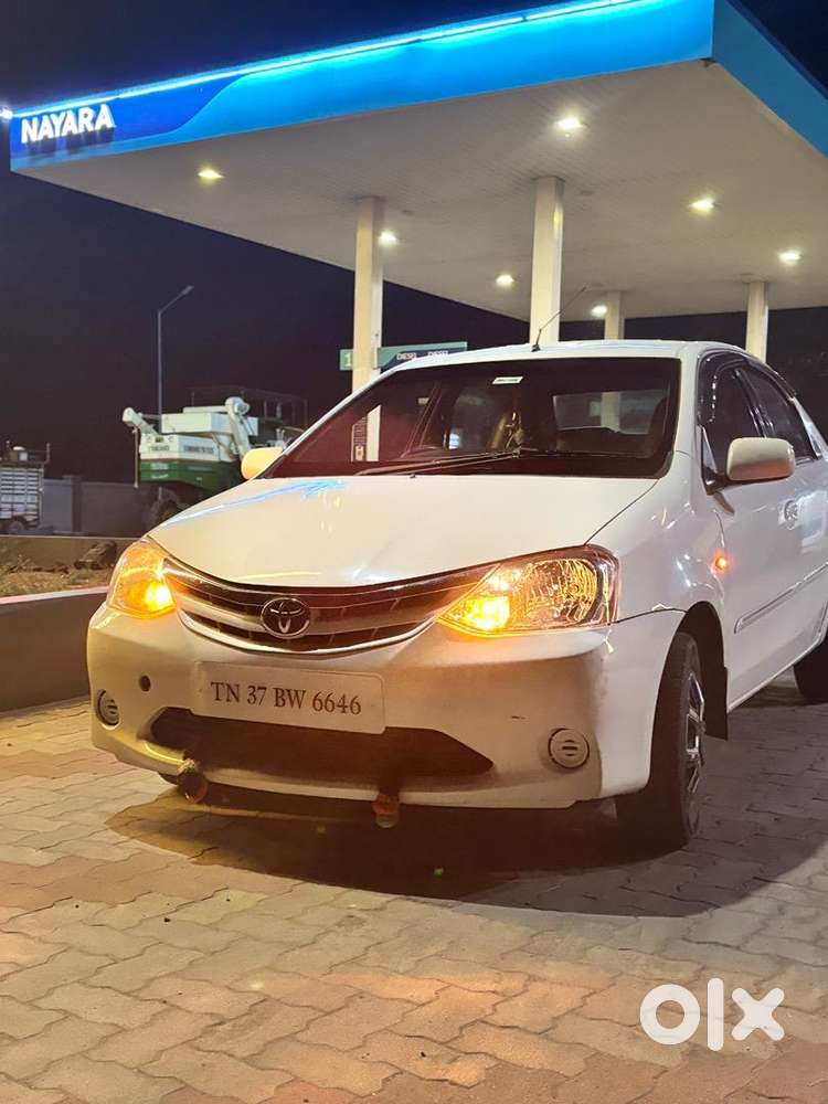 Toyota Petrol Manual 2012