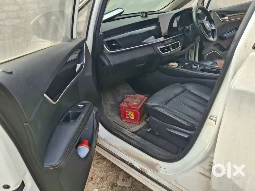 Byd E6 2023 Electric 150000 Km Driven