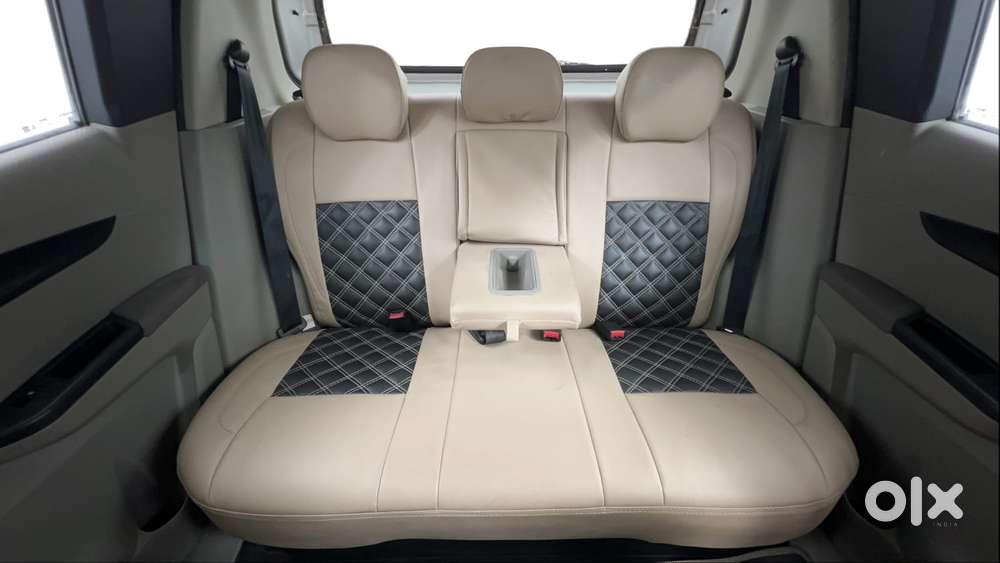 Mahindra Kuv 100 2016-2017 Mfalcon G80 K8, 2016, Petrol
