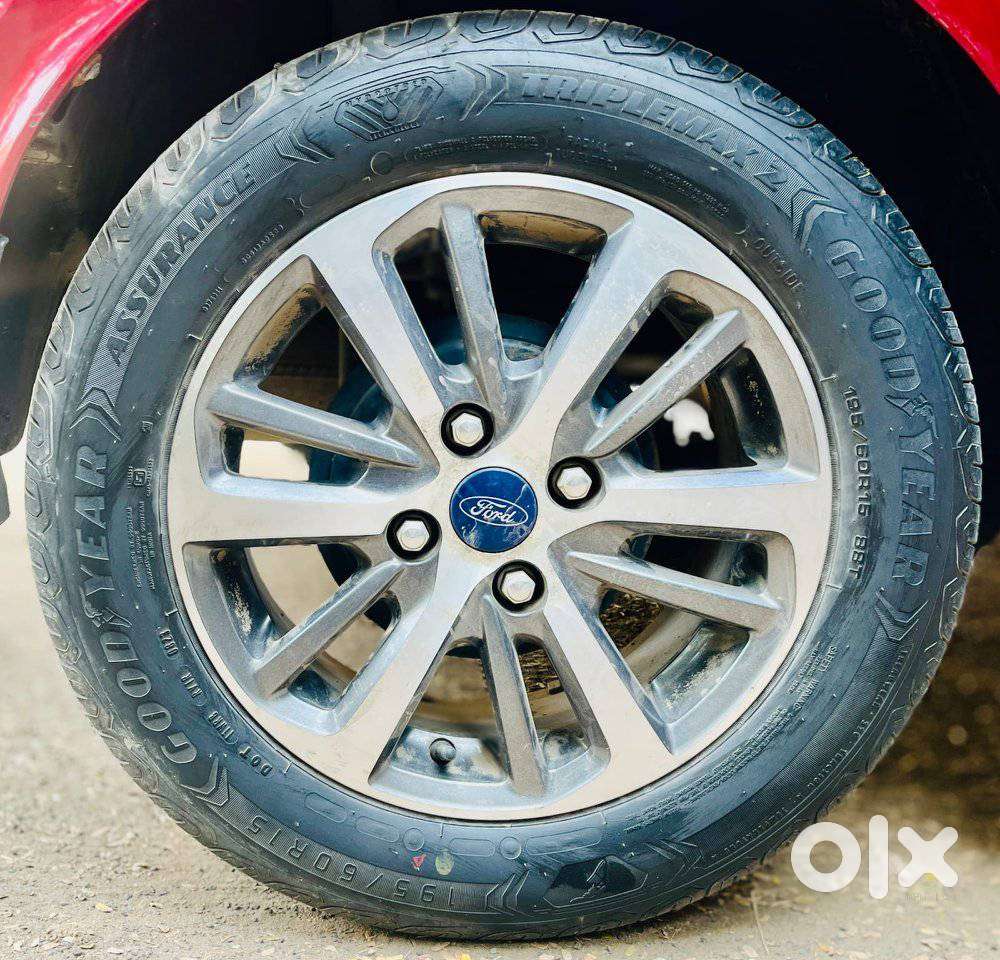 Ford Figo 2012-2015 Petrol Titanium, 2022, Petrol