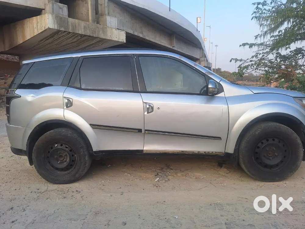 Mahindra Xuv500 2012 Diesel 121800 Km Driven
