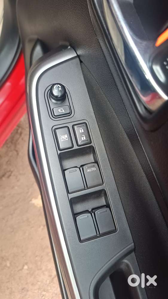 Maruti Suzuki Swift 1.2 Zxi Rs Limited Edition, 2020, Petrol