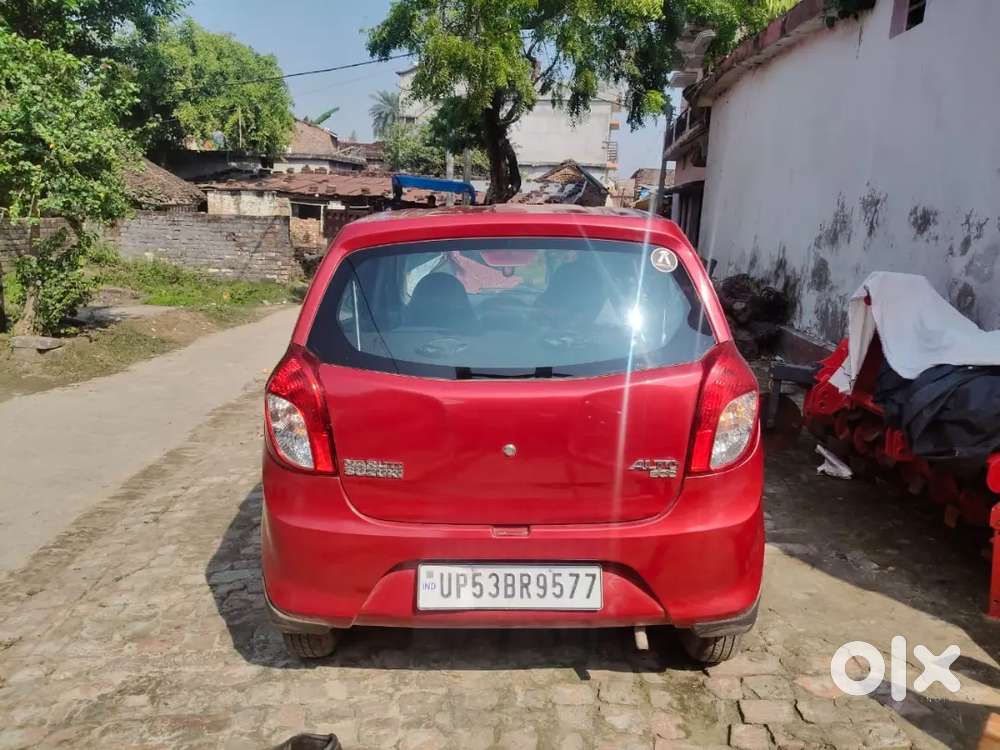 Alto 800 Colour Red