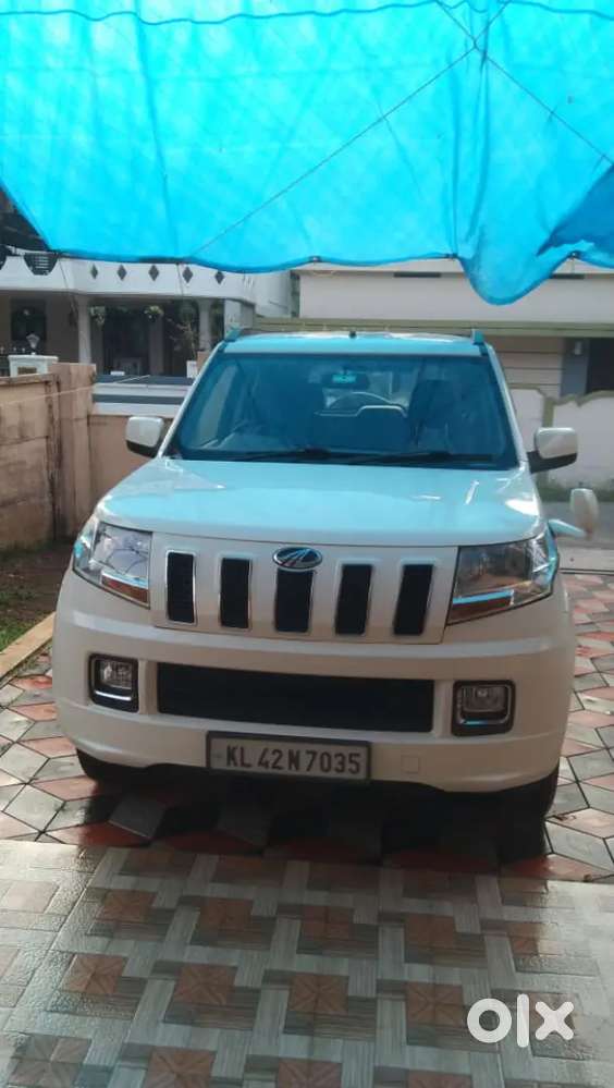 Mahindra Tuv 300 2017 Variant