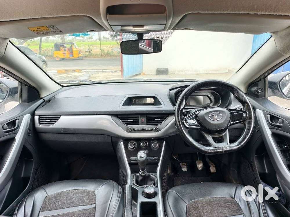 Tata Nexon 1.5 Revotorq Xm (s), 2022, Diesel