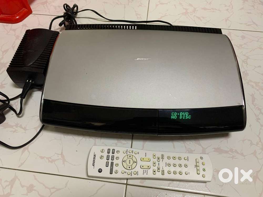 ☆良品 BOSE ボーズ AV18 MEDIA CENTER DVDプレイヤー Media center & Speakers Bose AV18 Media Center DVD Receiver - TVs
