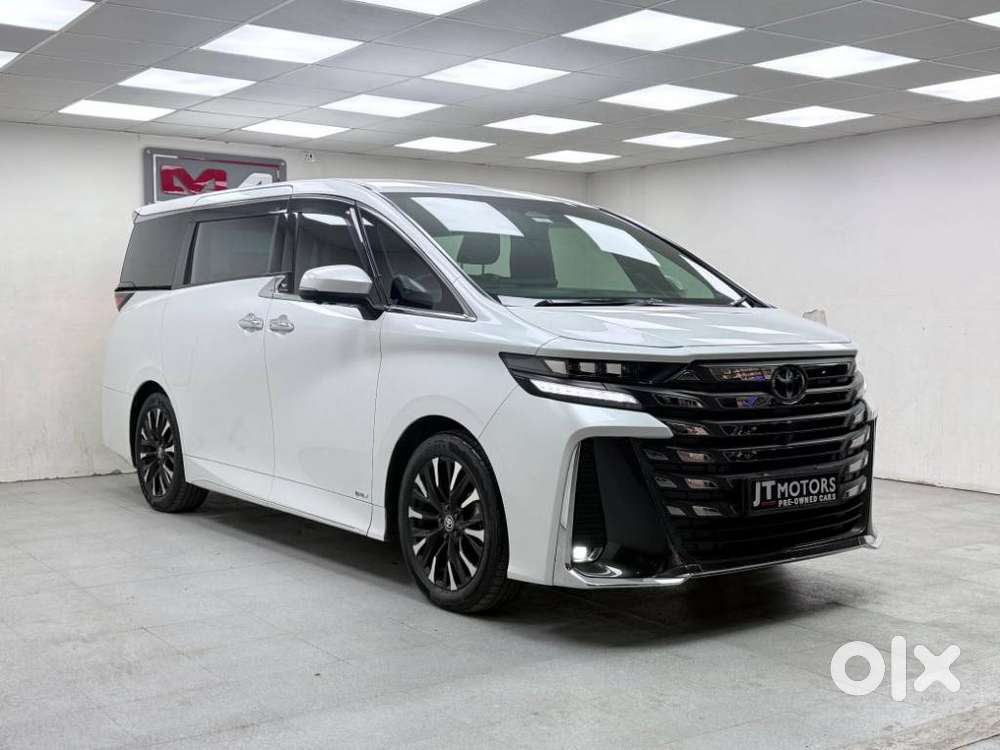 Toyota Vellfire Vip – Executive Lounge, 2024, Petrol