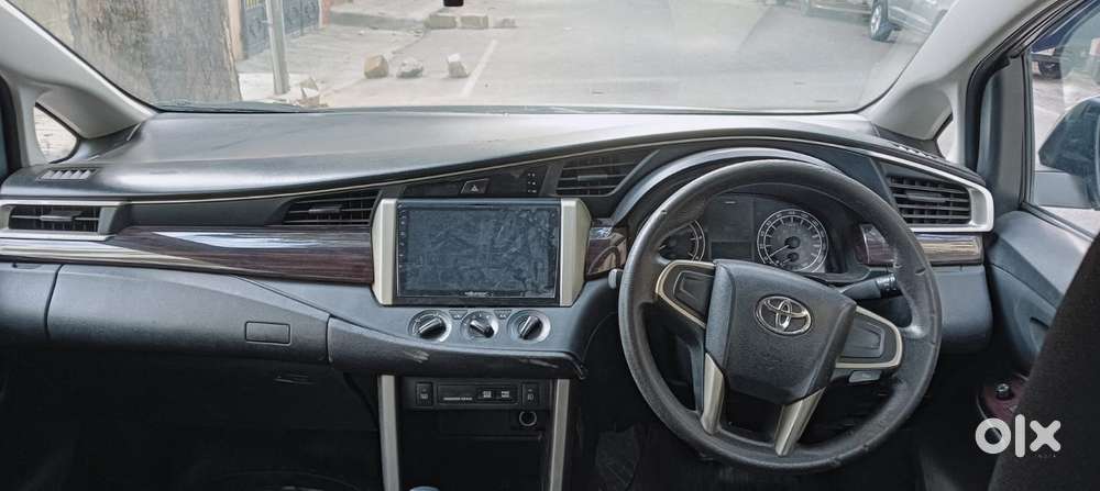 Toyota Innova Crysta 2.8 Gx At, 2017, Diesel