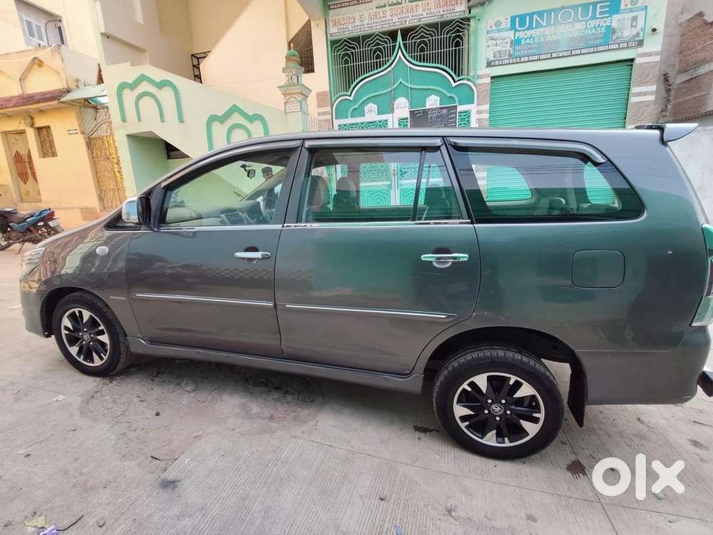Toyota Car 2012 Year