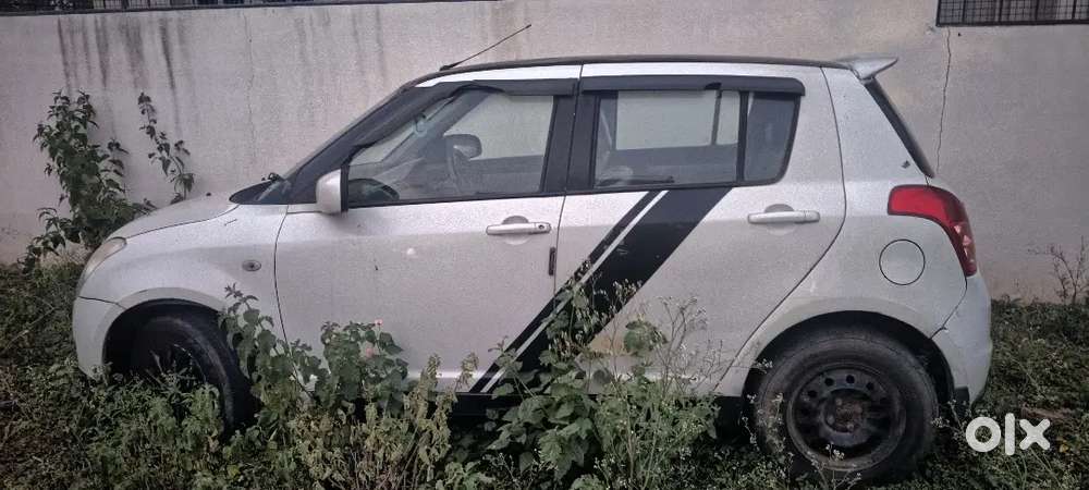 Maruti Suzuki Swift 2010 Lxi