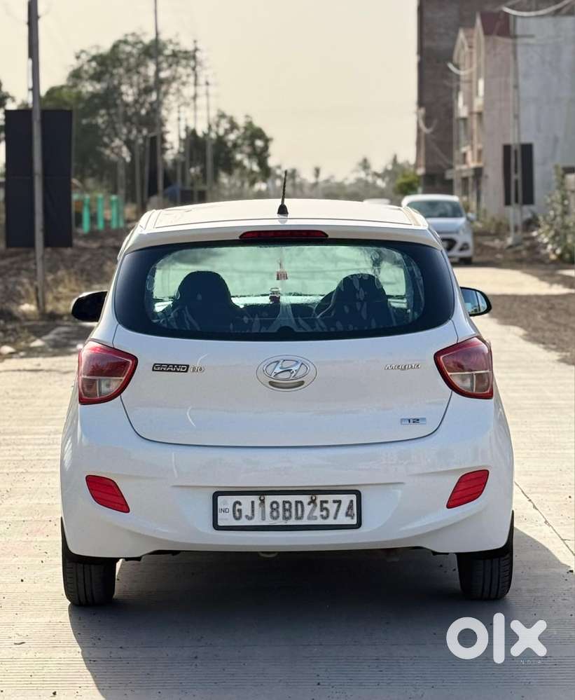 Hyundai Grand I10 2013-2016 Magna, 2015, Cng & Hybrids
