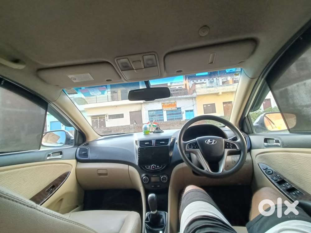 Hyundai Fluidic Verna 2012