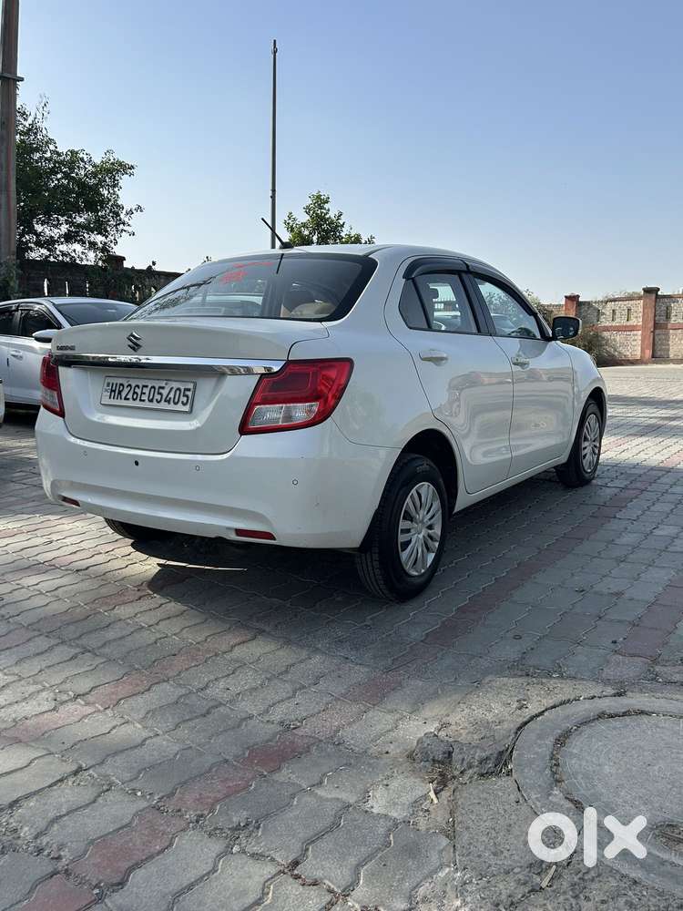Maruti Suzuki Swift Dzire Vxi Optional, 2021, Petrol