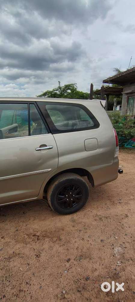 Toyota Innova 2.5 V 7 Str, 2009, Diesel