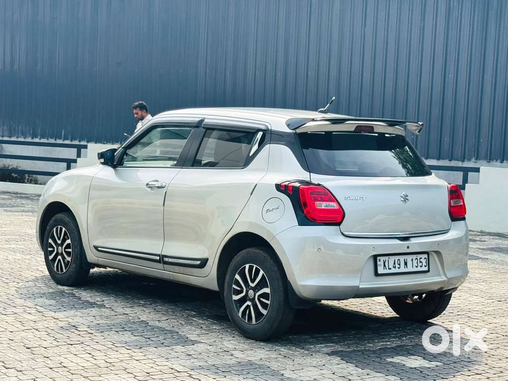 Maruti Suzuki Swift 1.2 Vxi (o), 2021, Petrol