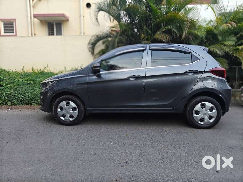 Tata Tiago 1.2 Revotron Xm Cng, 2024, Cng & Hybrids