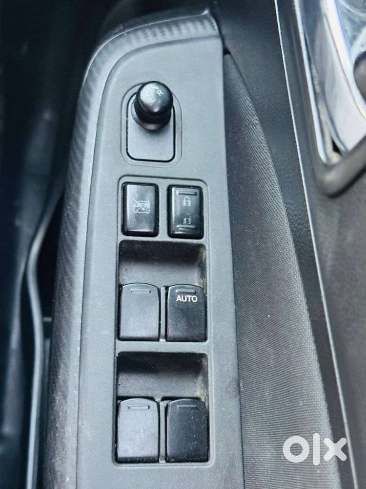Maruti Suzuki Swift, 2022, Petrol