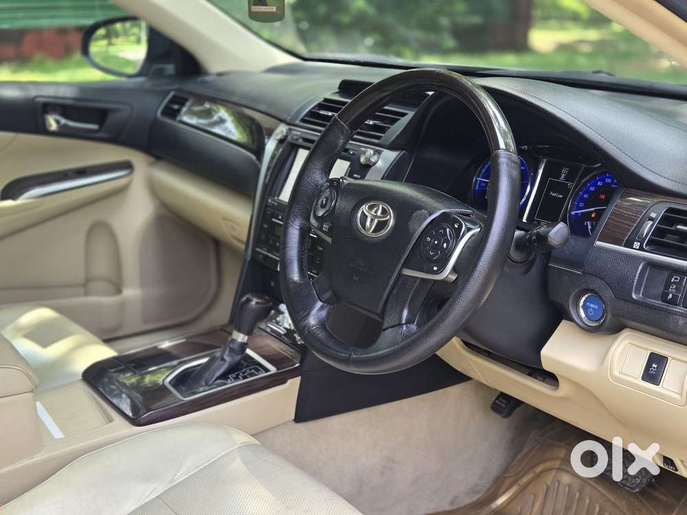 Toyota Camry Hybrid 2.5, 2017, Petrol