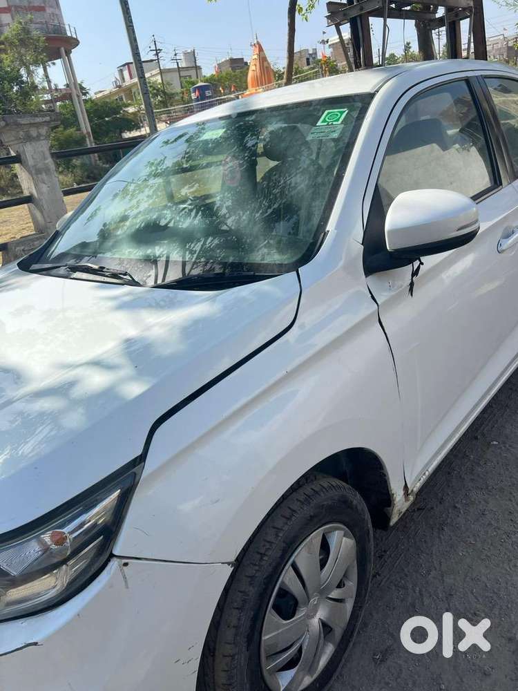 Honda Amaze 2022 Petrol 90000 Km Driven