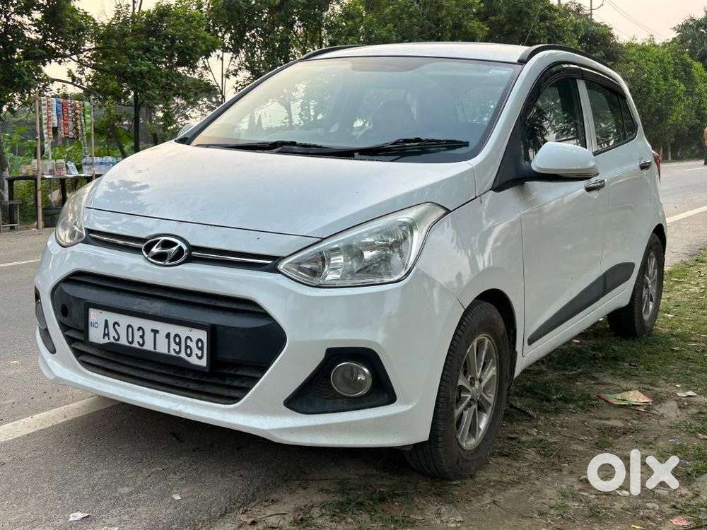 Hyundai Grand I10 Sportz, 2016, Petrol
