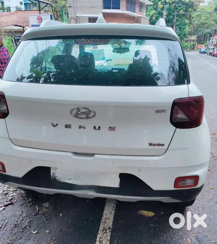 Hyundai Venue 2019 Petrol Well Maintained