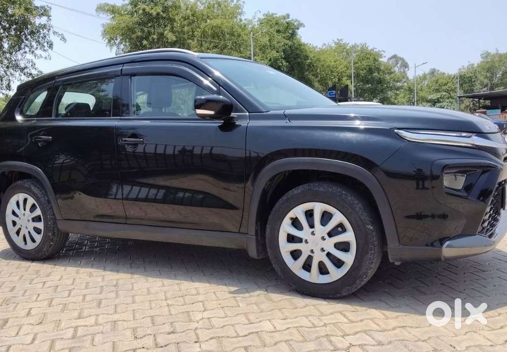 Toyota Urban Cruiser Hyryder, 2024, Petrol