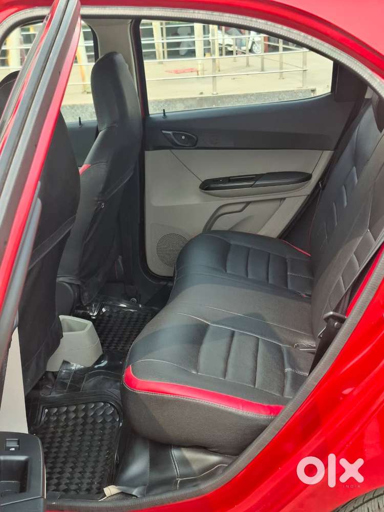 Tata Tiago 1.2 Revotron Xm, 2017, Petrol