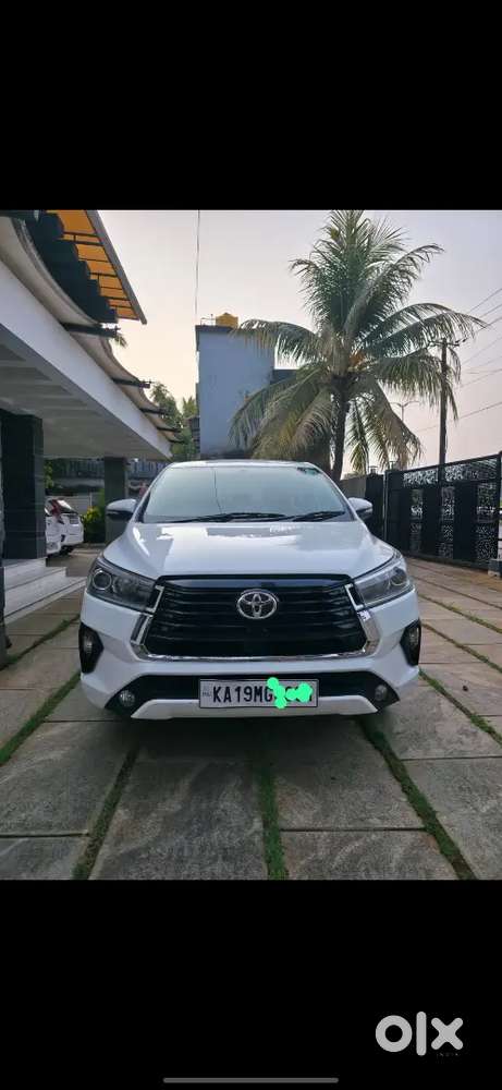 Toyota Innova Crysta 2016