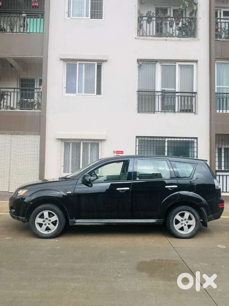 Mitsubishi Outlander Petrol 2009