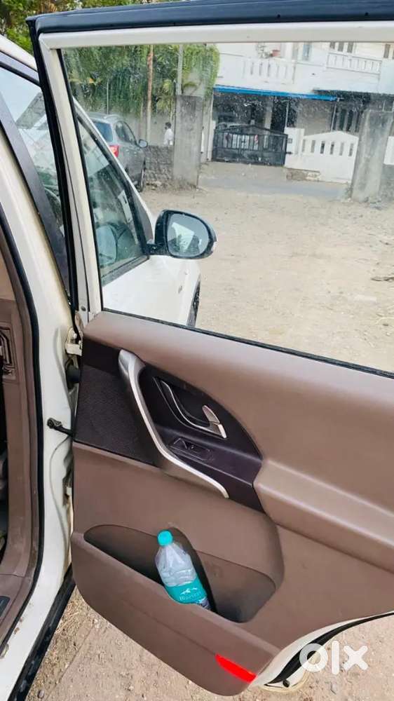 Mahindra Xuv500 Neat And Clean Car