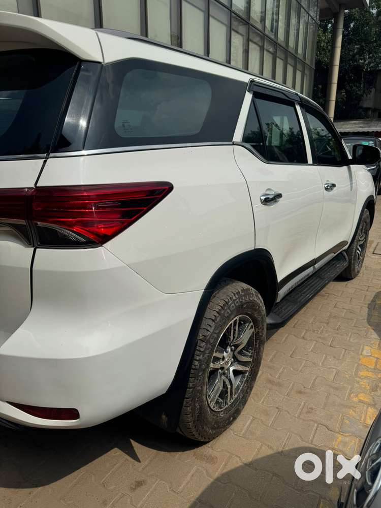 Toyota Fortuner 4x2 At 2.8 Diesel, 2018, Diesel