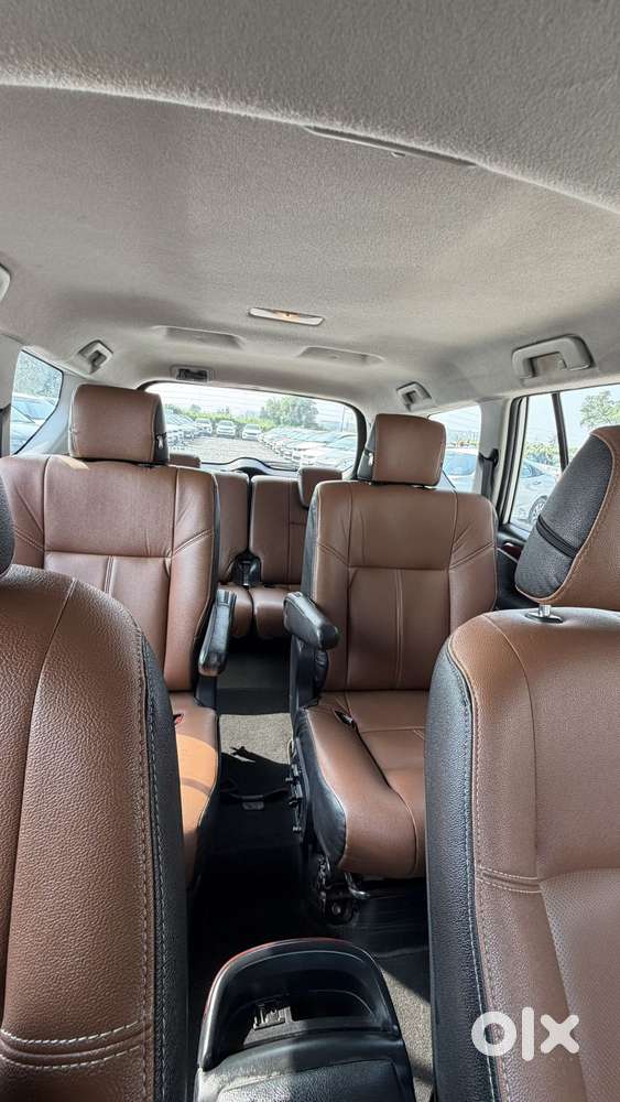 Toyota Innova Crysta 2.4 G Plus Mt, 2018, Diesel